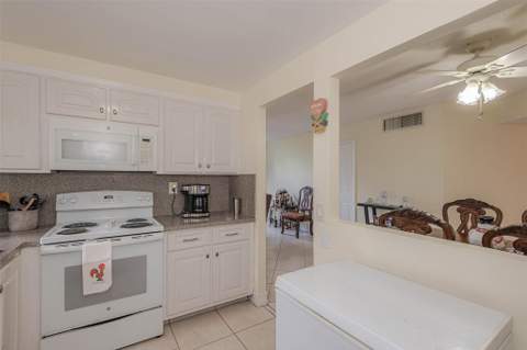 9351 Lime Bay Boulevard #207, Tamarac FL - photo 11 of 27