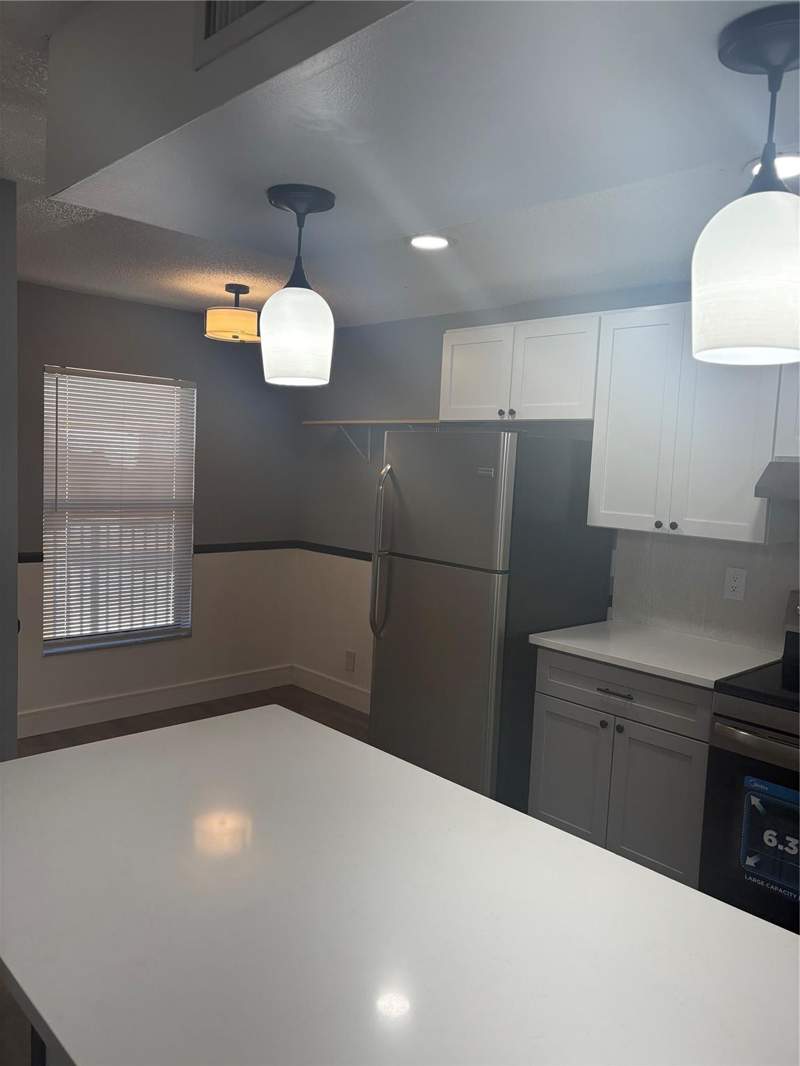 2 bedroom Condominium at 5492 Courtyard Drive #5492, The Courtyard Condominium, Margate — photo 4