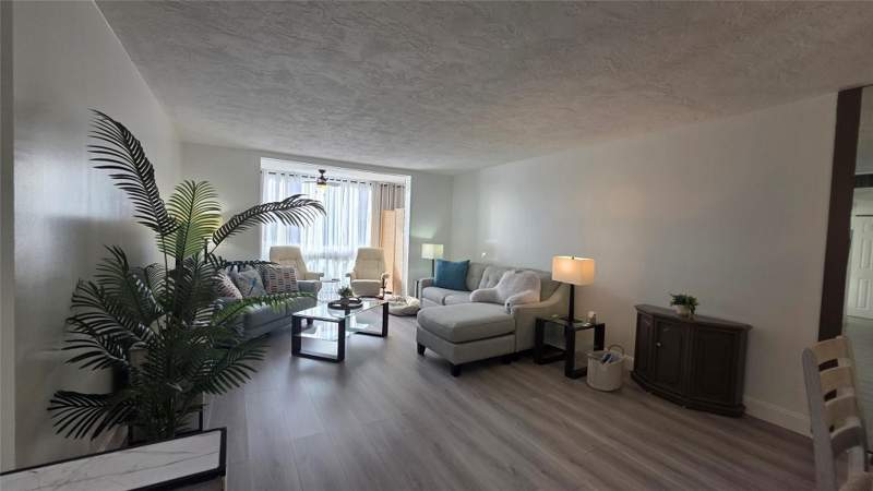 1 bedroom Condominium at 2831 Somerset Drive #105, somerset, Lauderdale Lakes — photo 5