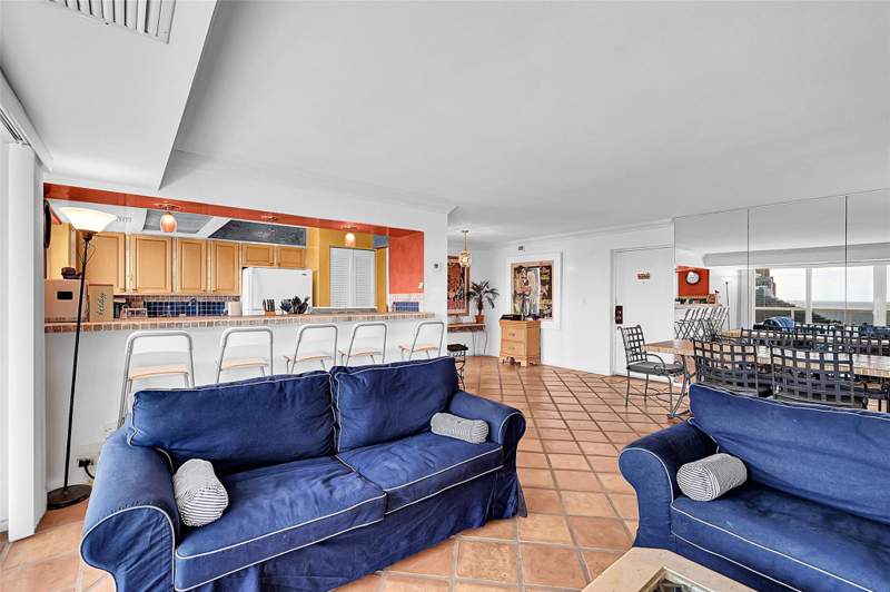 2 bedroom Condominium at 2841 N Ocean Boulevard #1801, Vantage View, Fort Lauderdale — photo 4