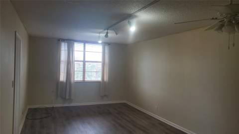 3910 Crystal Lake Drive #403, Deerfield Beach FL - photo 15 of 27