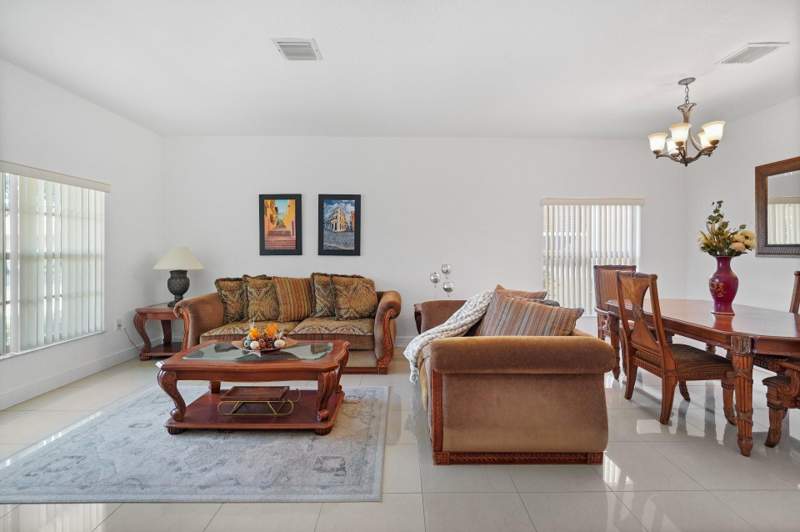 4 bedroom Single Family Residence at 13758 SW 31st Street, Pod 12 At Monarch Lakes 1, Miramar — photo 4