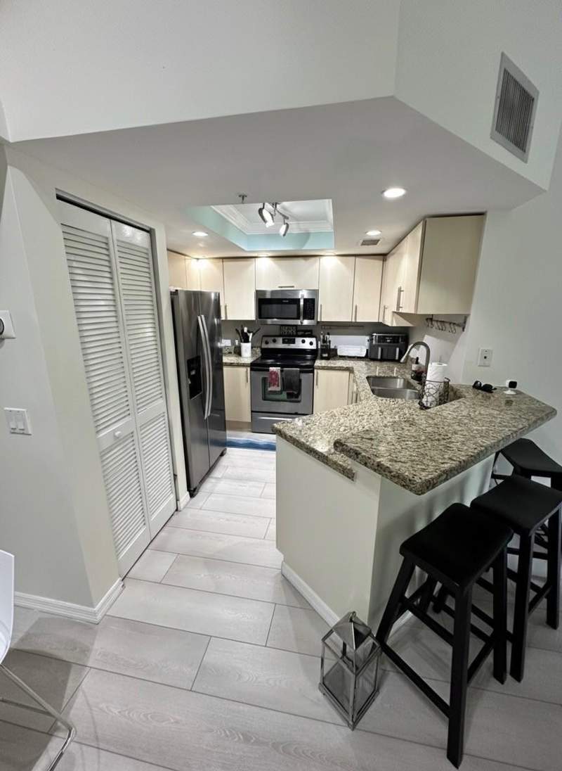 2 bedroom Condominium at 2131 SE 10th Avenue #1120, Village East, Fort Lauderdale — photo 5