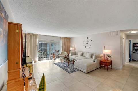 700 Layne Boulevard #301, Hallandale Beach FL - photo 12 of 53