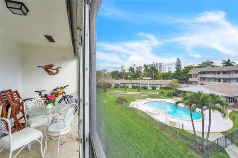 700 Layne Boulevard #301, Hallandale Beach FL - photo 22 of 53