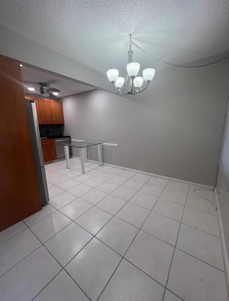 2 bedroom Condominium at 3050 Wolverton C #3050, Century Village, Boca Raton — photo 3