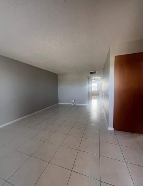 3050 Wolverton C #3050, Boca Raton FL - photo 17 of 26