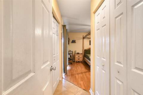118 SW Ray Avenue, Port St. Lucie FL - photo 17 of 32