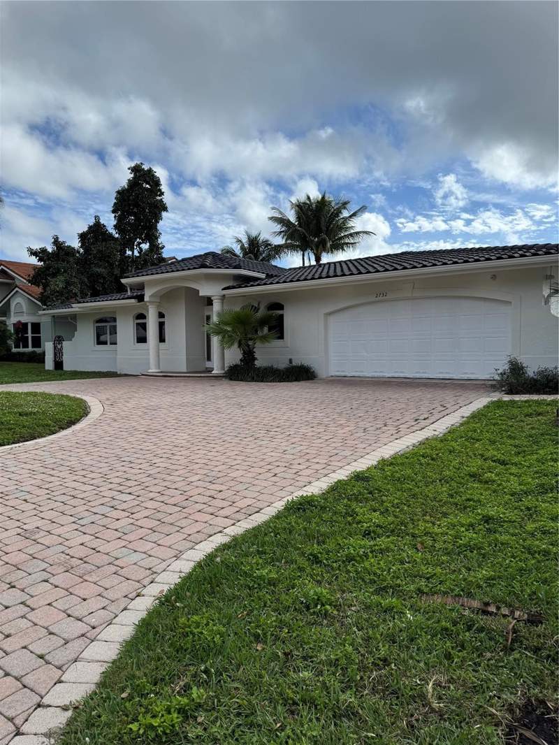4 bedroom Single Family Residence at 2732 NE 10th Street, Harbor Village Sec G 45-4, Pompano Beach — photo 5