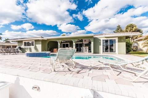 2732 NE 10th Street, Pompano Beach FL - photo 14 of 54