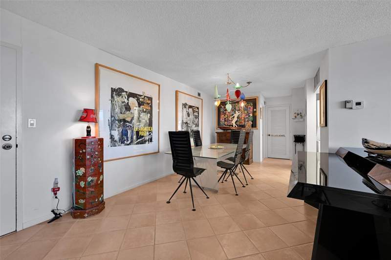 2 bedroom Condominium at 2841 N Ocean Boulevard #1809, Vantage View, Fort Lauderdale — photo 4