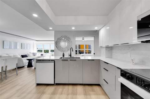 405 N Ocean Boulevard #306, Pompano Beach FL - photo 10 of 45