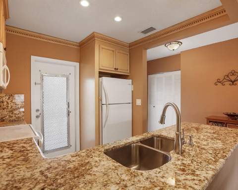 3501 NW 47th Avenue #503, Lauderdale Lakes FL - photo 13 of 38