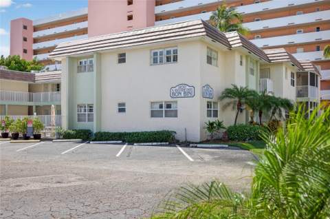 1450 N Riverside Drive #102, Pompano Beach FL - photo 24 of 32