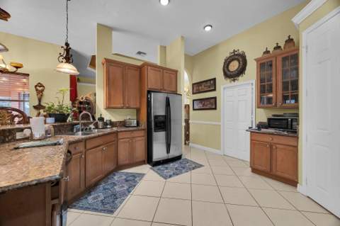 624 SW Nichols Terrace, Port St. Lucie FL - photo 11 of 44