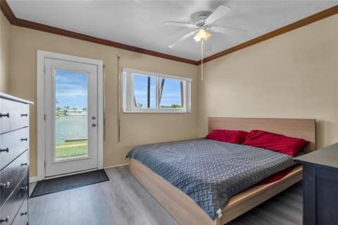 1050 SW 11th Street #1L, Hallandale Beach FL - photo 7 of 10