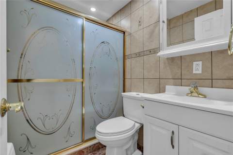 1050 SW 11th Street #1L, Hallandale Beach FL - photo 8 of 10