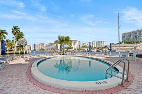 140 NE 28th Avenue #406, Pompano Beach FL - photo 15 of 40