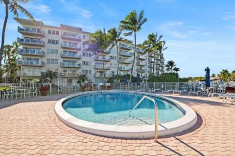 140 NE 28th Avenue #406, Pompano Beach FL - photo 16 of 40