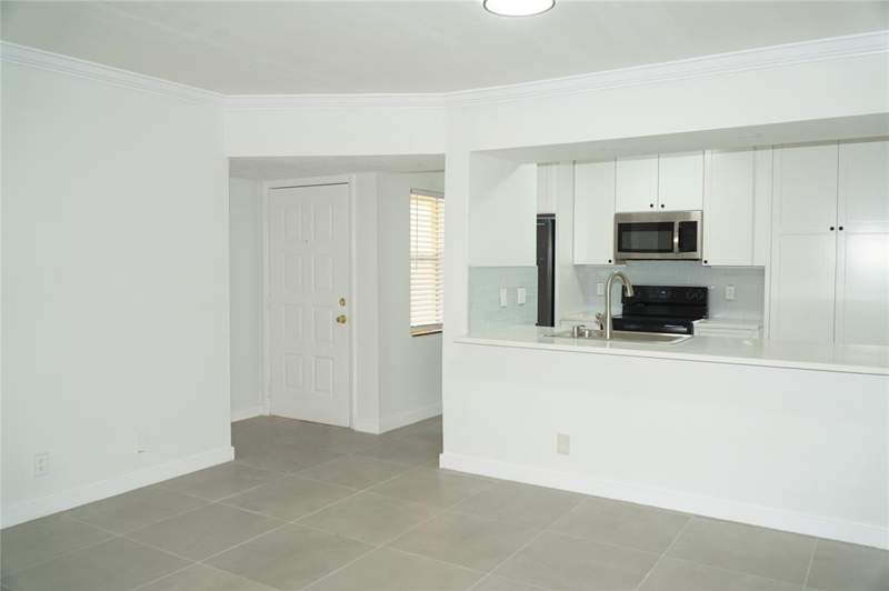3 bedroom Condominium at 11574 NW 44th Street #11574, Coral West Condo, Coral Springs — photo 2