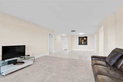 10777 W Sample Road #711, Coral Springs FL - photo 13 of 45