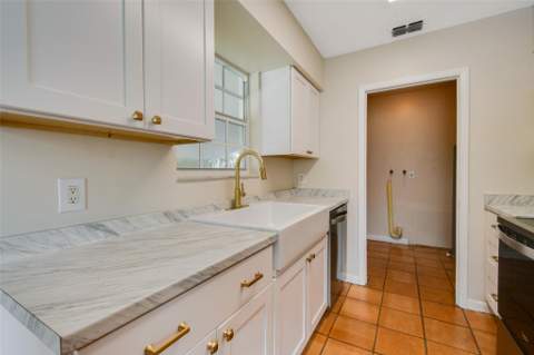 1227 Cherokee Street, Jupiter FL - photo 10 of 29