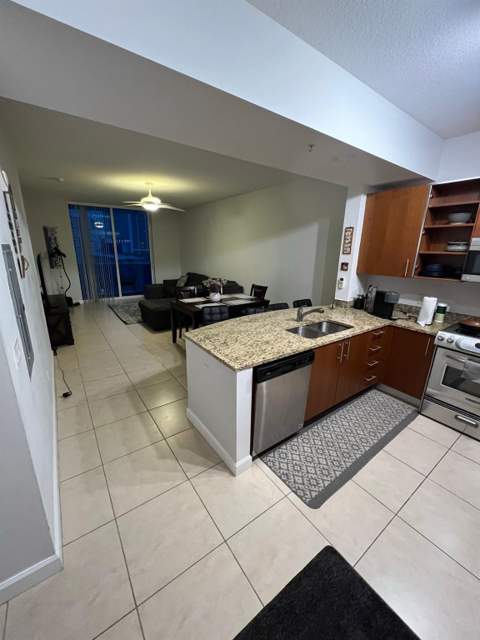 1945 S Ocean Drive #910, Hallandale Beach FL - photo 17 of 31