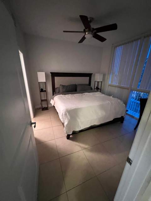 1945 S Ocean Drive #910, Hallandale Beach FL - photo 22 of 31