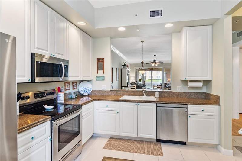 2 bedroom Condominium at 19 Harbour Isle Drive #106, Harbour Isle West, Hutchinson Island — photo 5