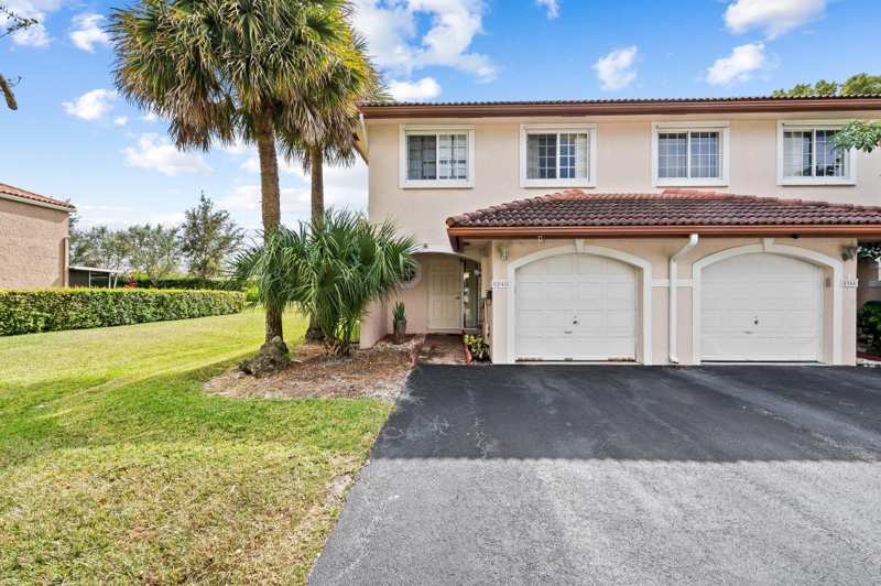 3 bedroom Townhouse at 8940 NW 38th Drive #8940, Broken Woods, Coral Springs — photo 1