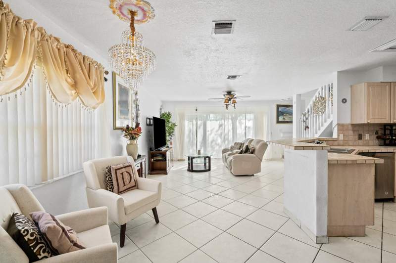 3 bedroom Townhouse at 8940 NW 38th Drive #8940, Broken Woods, Coral Springs — photo 4