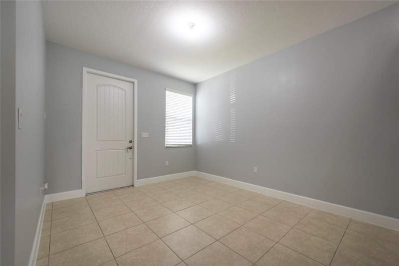 3 bedroom Single Family Residence at 4731 NW 48th Terrace, Trails At Central Parc 18, Tamarac — photo 3