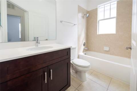 4731 NW 48th Terrace, Tamarac FL - photo 23 of 38