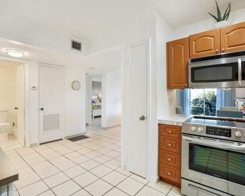4770 NW 21st Street #305, Lauderhill FL - photo 11 of 19