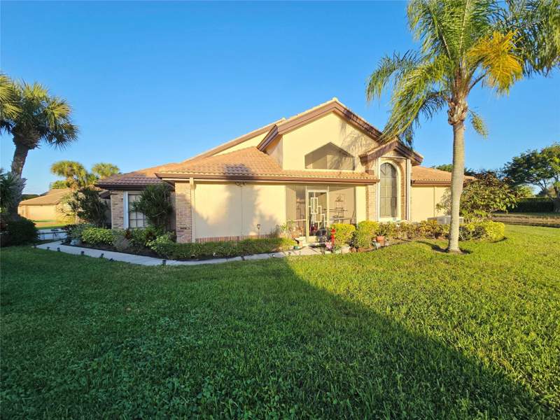 3 bedroom Townhouse at 8241 Bellwort Place #8241, Aberdeen Pl 4, Boynton Beach — photo 2