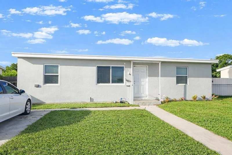 3 bedroom Single Family Residence at 1225 NW 10th Place, Lauderdale Manors Add 30-, Fort Lauderdale — photo 1