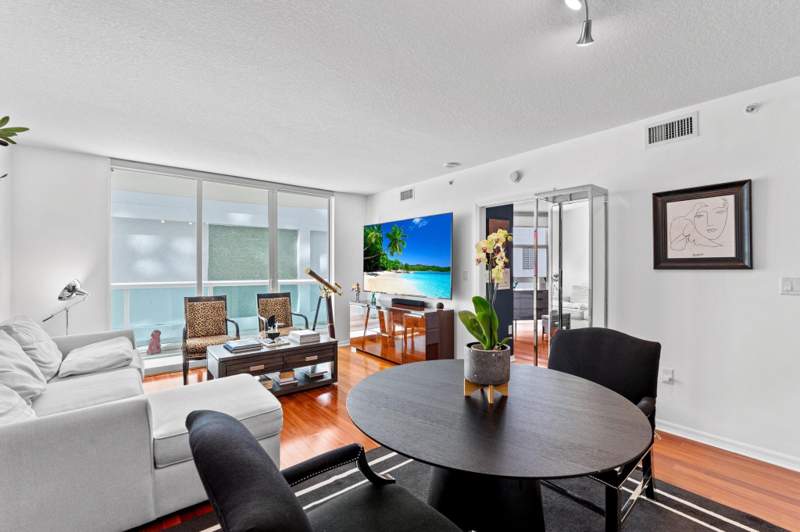 1 bedroom Condominium at 347 N New River Drive #606, Watergarden, Fort Lauderdale — photo 4