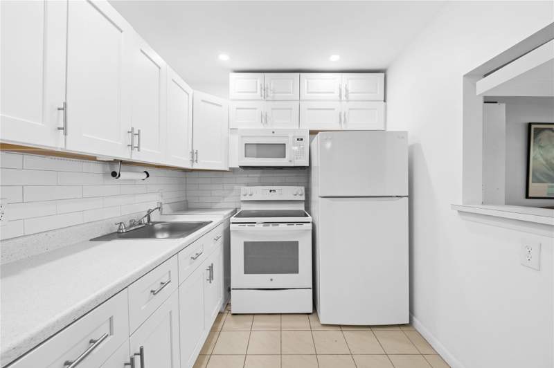 1 bedroom Condominium at 39 Prescott B #39, Century Village, Deerfield Beach — photo 2