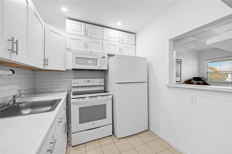 1 bedroom Condominium at 39 Prescott B #39, Century Village, Deerfield Beach — photo 3