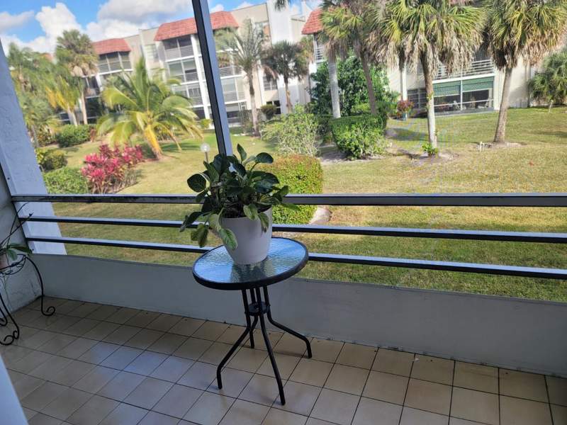 2 bedroom Condominium at 3774 Inverrary Boulevard #P202, Las Vistas P In Inverrary, Lauderhill — photo 3