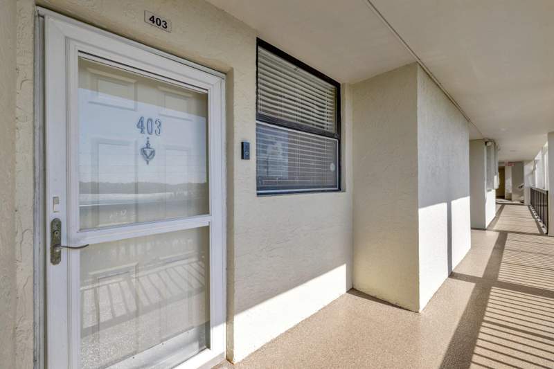 2 bedroom Condominium at 115 Lake Emerald Drive #403, Lake Emerald, Oakland Park — photo 4