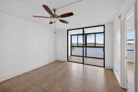 115 Lake Emerald Drive #403, Oakland Park FL - photo 8 of 38