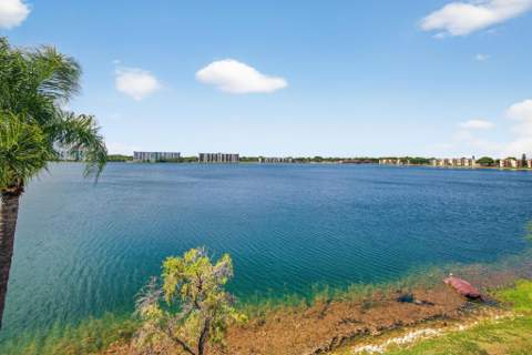 115 Lake Emerald Drive #403, Oakland Park FL - photo 14 of 38