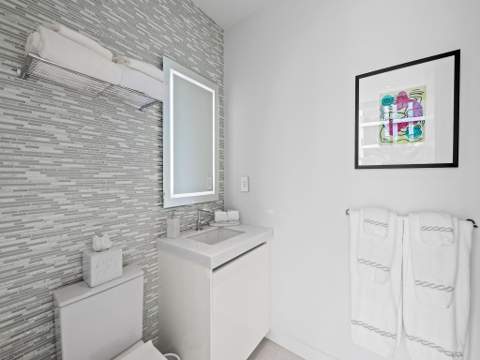 21 Isle Of Venice Drive #301, Fort Lauderdale FL - photo 24 of 44