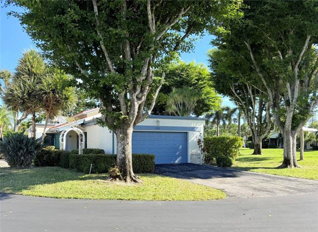 5541 Ainsley Court