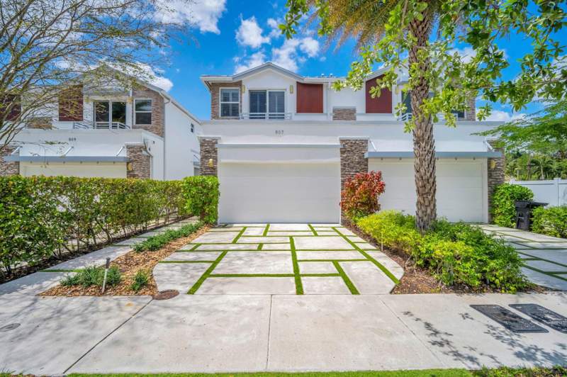 3 bedroom Townhouse at 807 SW 7th Avenue, Tarpon River, Fort Lauderdale — photo 2