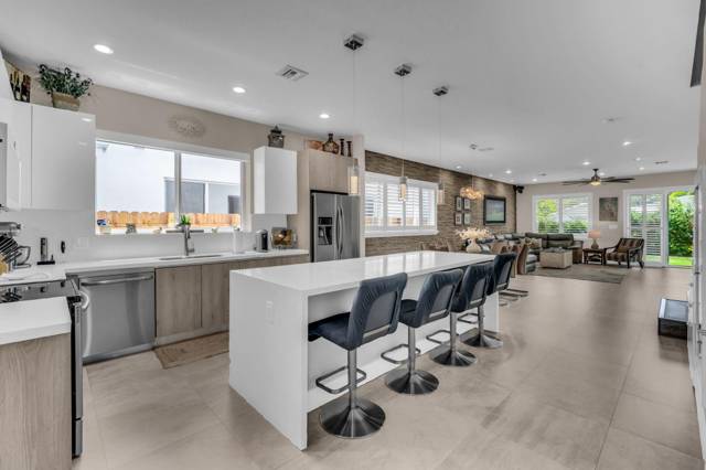 807 SW 7th Avenue