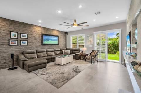 807 SW 7th Avenue, Fort Lauderdale FL - photo 10 of 28