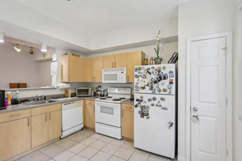 533 NE 3rd Avenue #321, Fort Lauderdale FL - photo 12 of 27