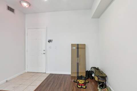 533 NE 3rd Avenue #321, Fort Lauderdale FL - photo 19 of 27
